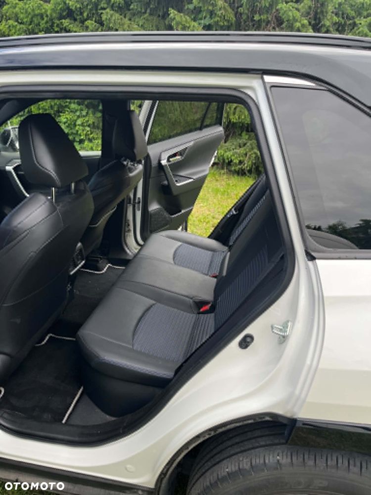 Toyota RAV4 - 3