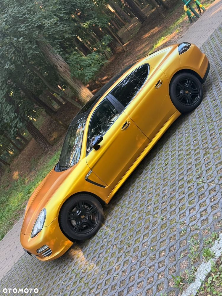 Porsche Panamera 4S - 8