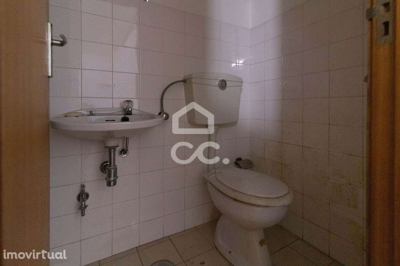 Loja em Azurém - Guimarães - Grande imagem: 3/4