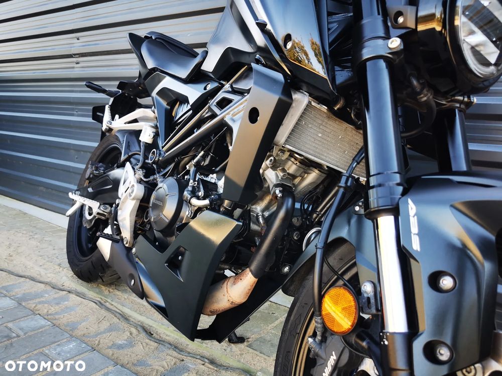 Honda CB - 24