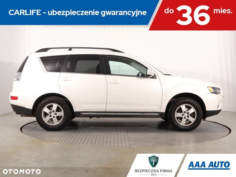 Mitsubishi Outlander - 8