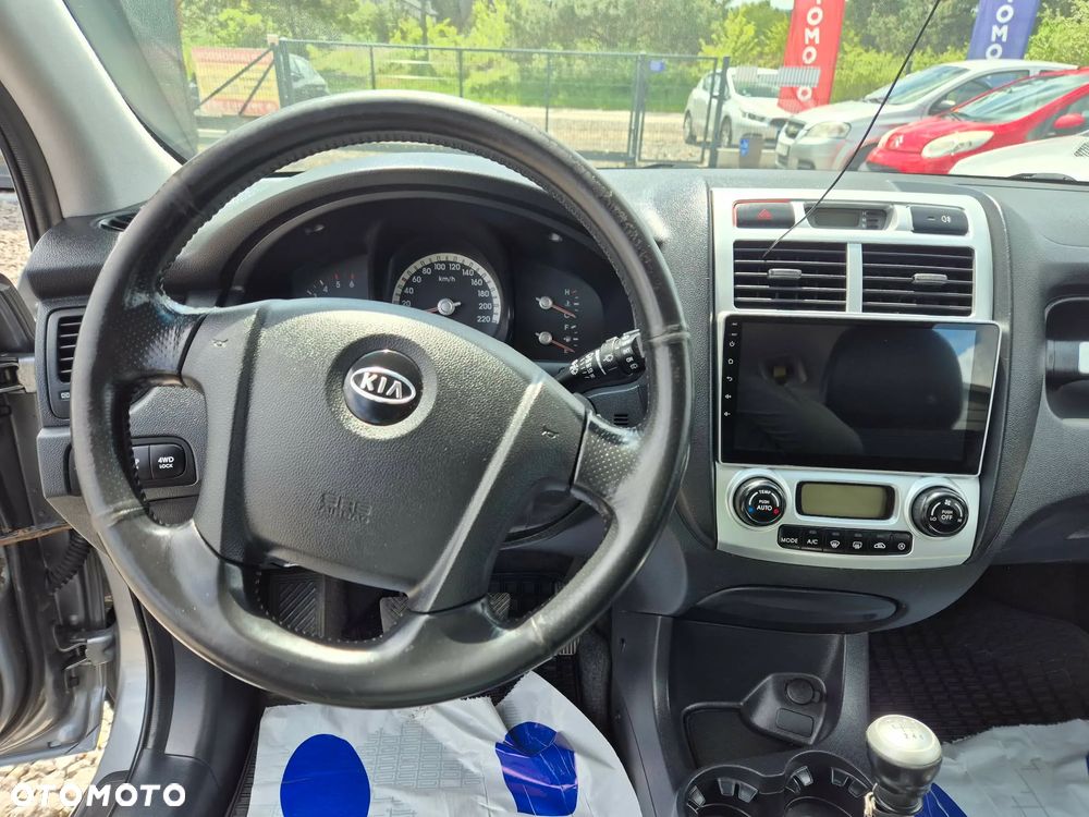 Kia Sportage 2.0 CRDI 4WD Cup - 29