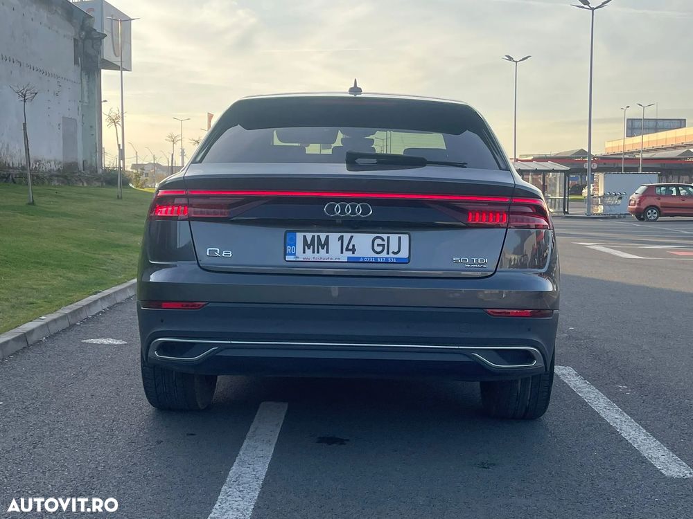 Audi Q8 SUV TDI quattro 210 kW tiptronic - 12