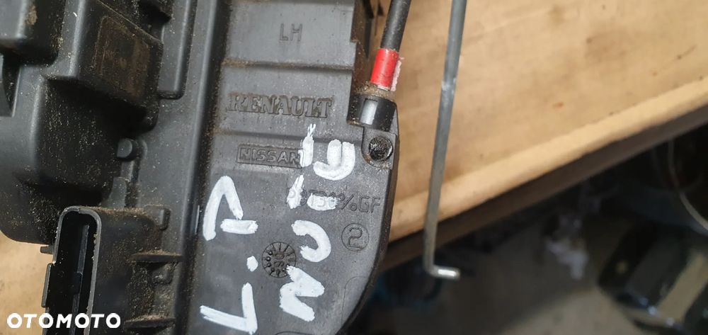 Zamek drzwi lewy przód przedni Nissan Note E11 - 6