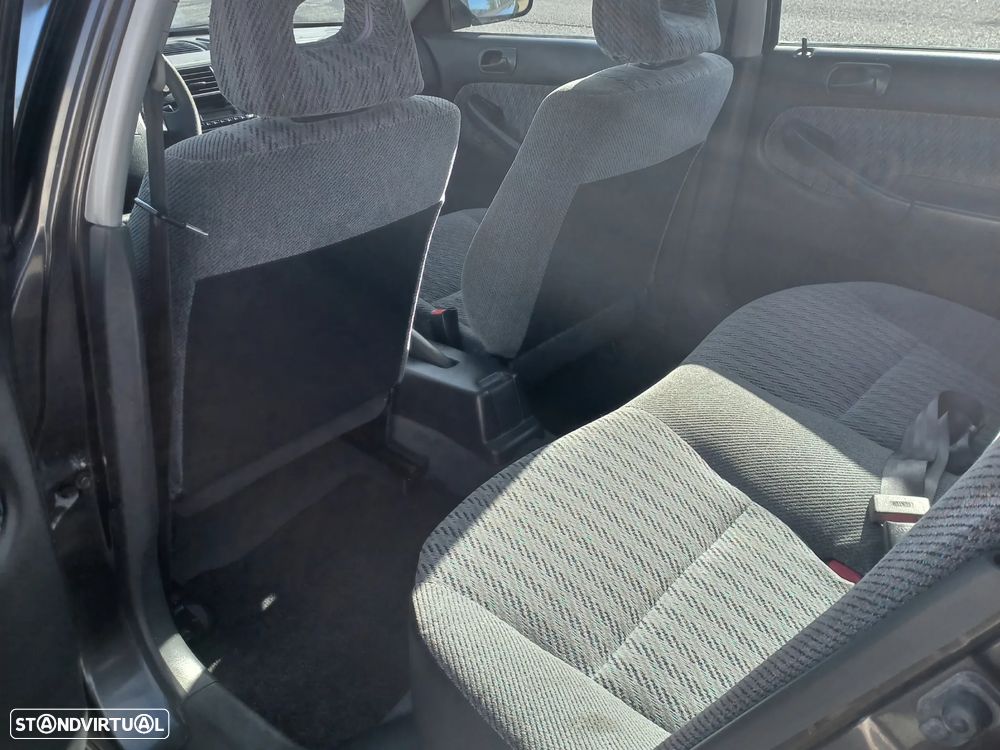 Honda Civic 1.4i S - 13