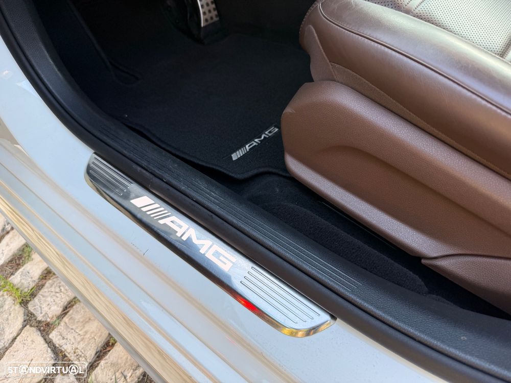 Mercedes-Benz E 63 AMG S 4-Matic+ - 16