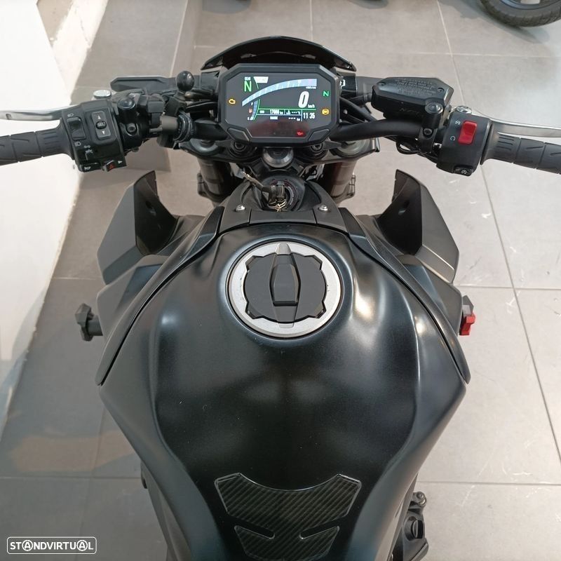 Kawasaki Z 900 - 7