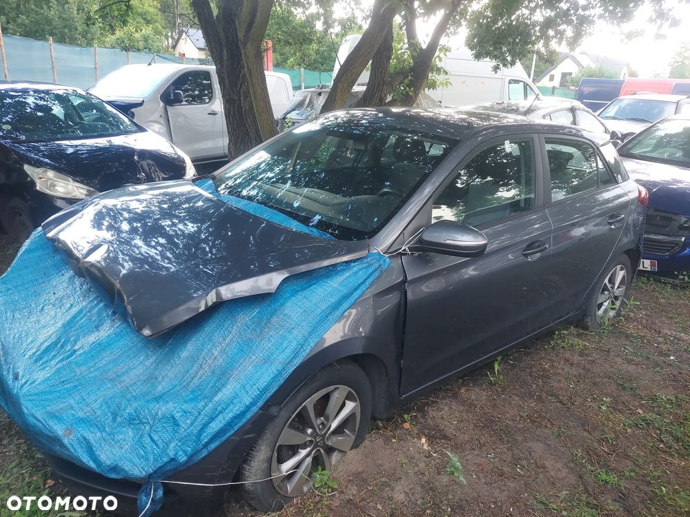 Hyundai i20 1.2 Trend - 3