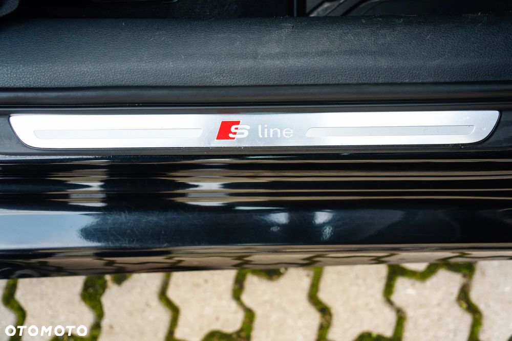 Audi A3 Sportback 2.0 TDI S line Sportpaket - 28