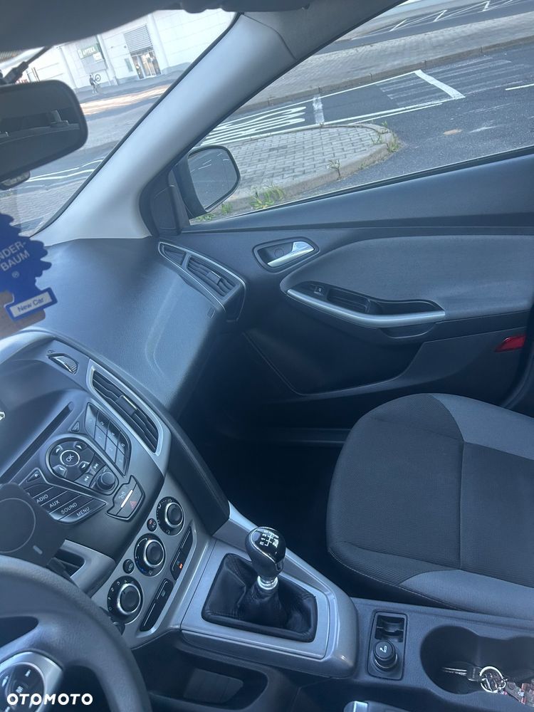 Ford Focus 1.6 TDCi DPF Start-Stopp-System Trend - 9