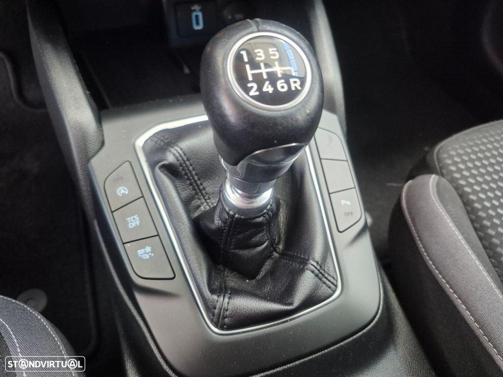 Ford Focus SW 1.0 EcoBoost Business - 16