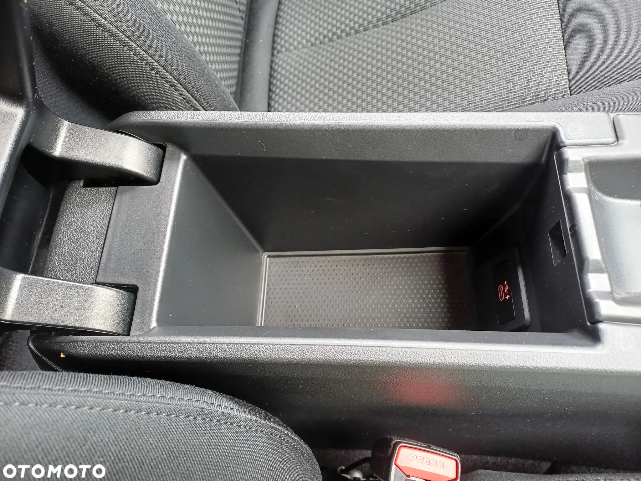 BMW Seria 1 118i Advantage - 18