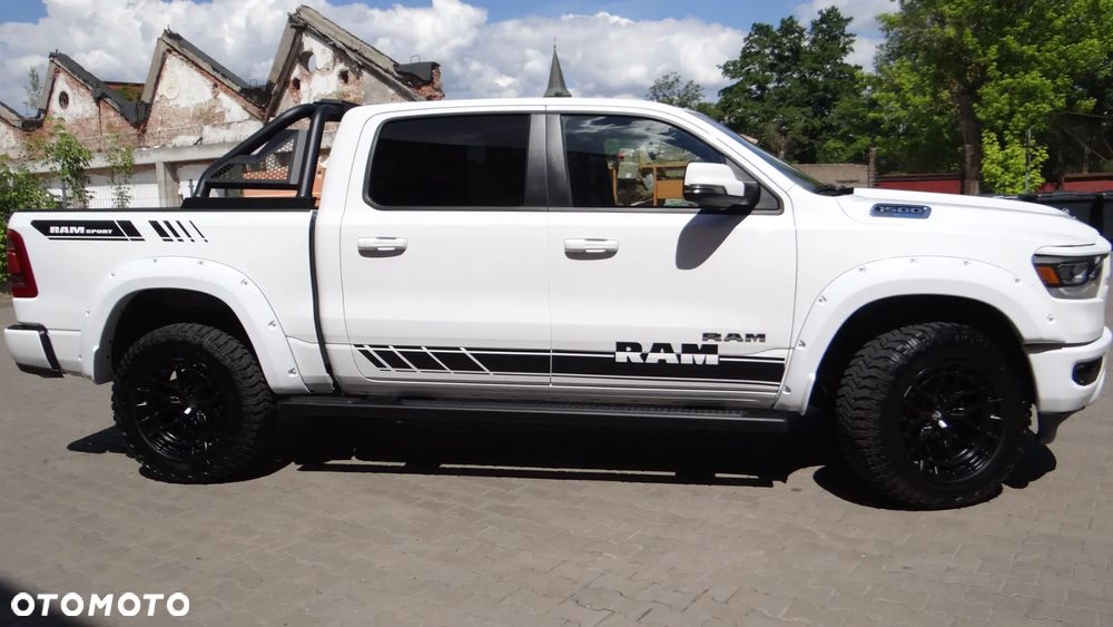 RAM 1500 5.7 eTorque Crew Cab Shortbed Bighorn Sport - 10
