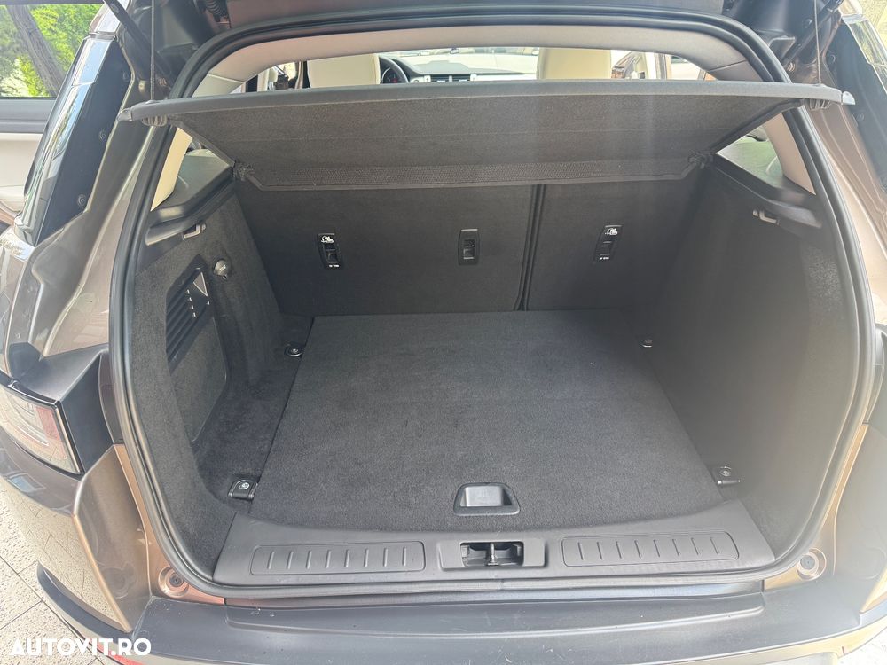 Land Rover Range Rover Evoque 2.0 D150 SE - 32