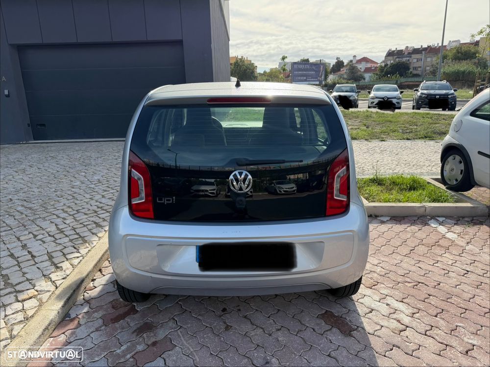 VW Up! 1.0 Take - 6