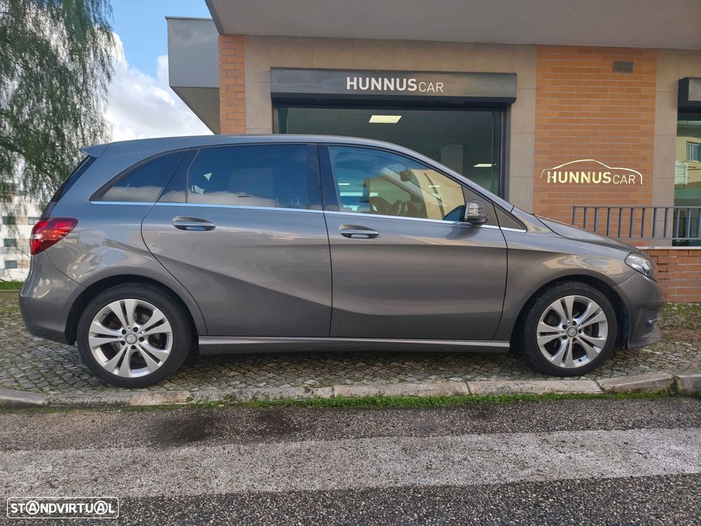 Mercedes-Benz B 180 d Urban Aut. - 23