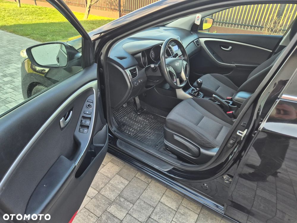 Hyundai i30 1.4 CRDi Trend - 8