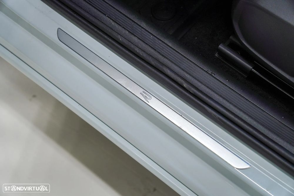 VW Taigo 1.0 TSI R-Line DSG - 17