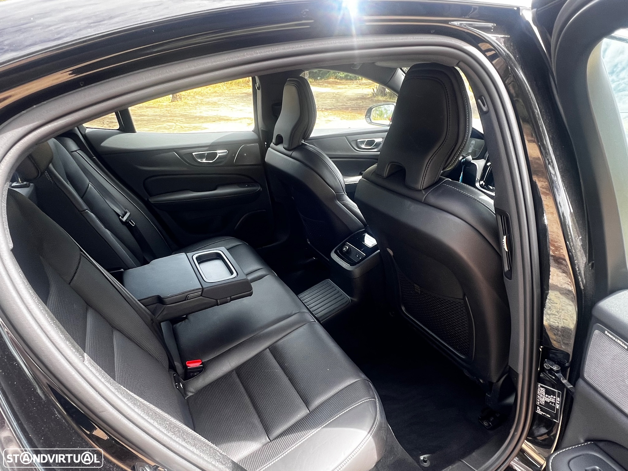 Volvo S60 2.0 T8 PHEV Inscription AWD - 8