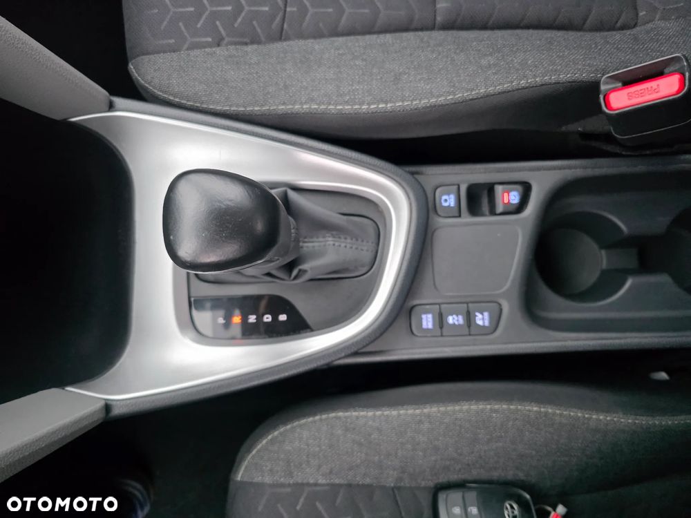 Toyota Yaris Cross - 11