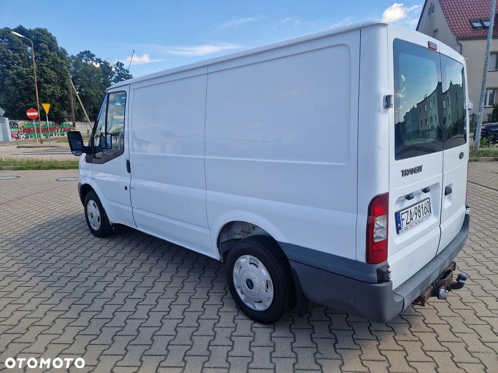 Ford Transit - 4