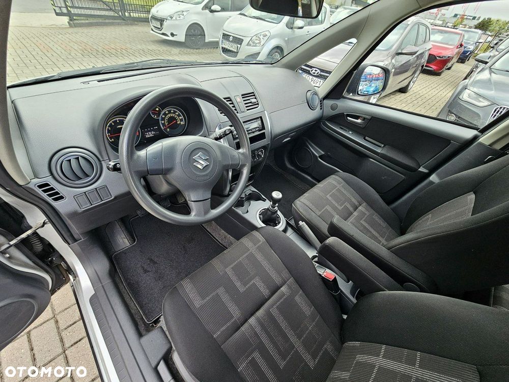 Suzuki SX4 - 14