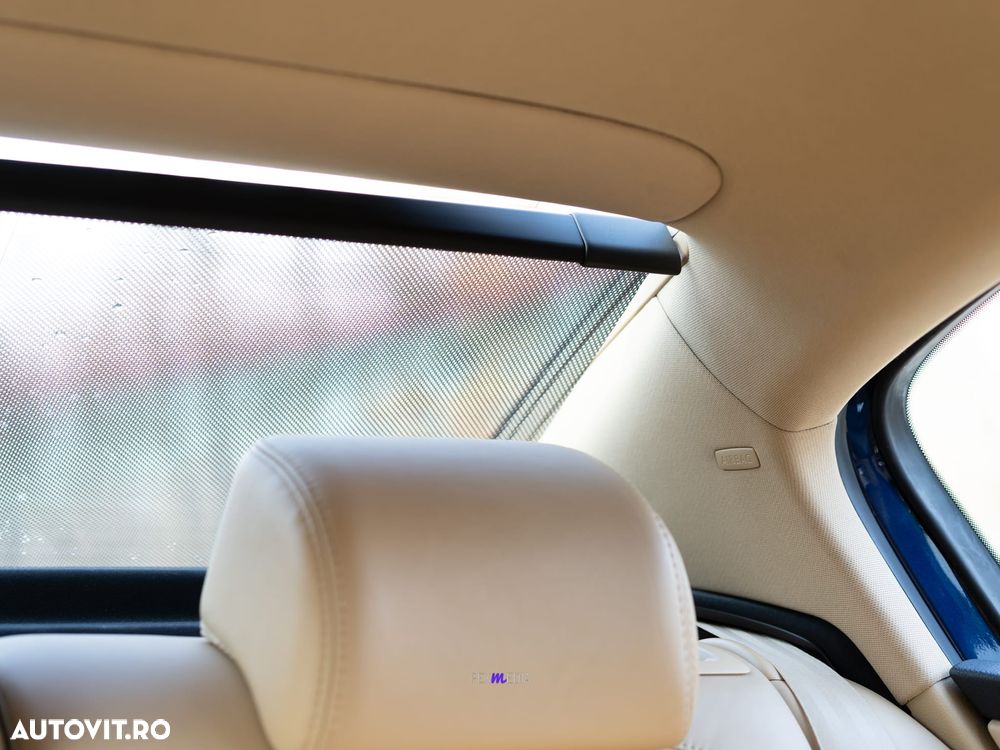 Volkswagen Passat 2.0 TDI Individual - 15