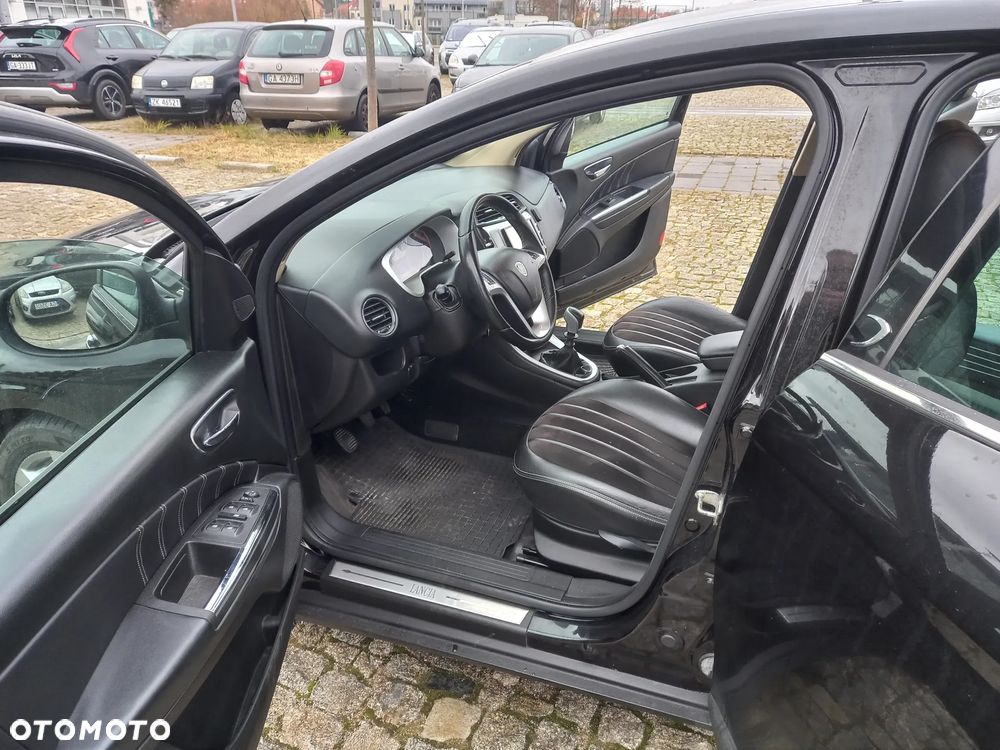 Lancia Delta 1.4 T-Jet 16v Platino - 7