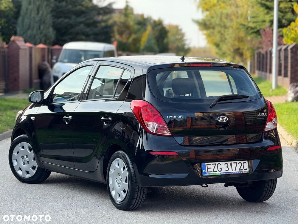 Hyundai i20 1.2 Trend - 4