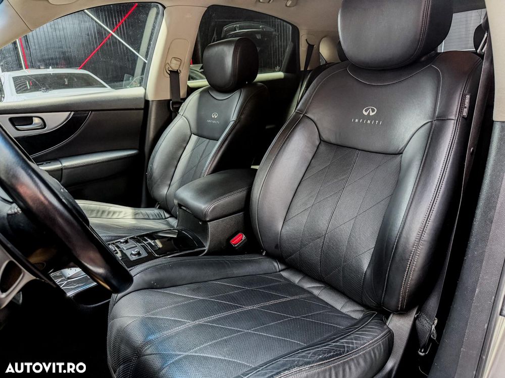 Infiniti FX 30 FX30d AWD Aut. S - 9