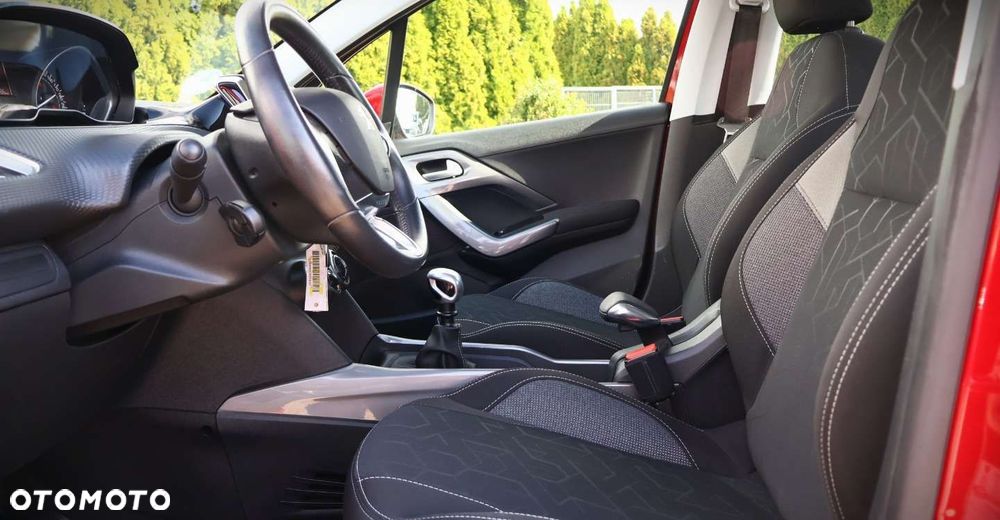 Peugeot 2008 - 15