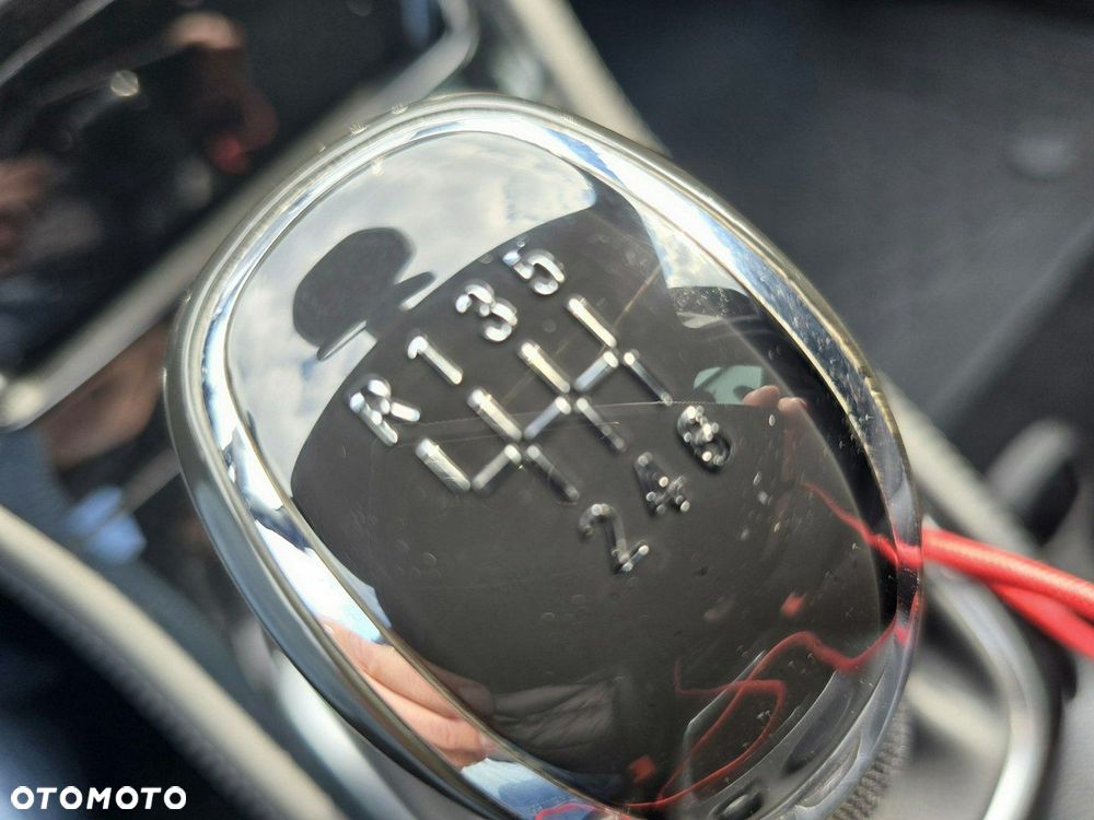 Opel Astra 1.4 Turbo Innovation - 19