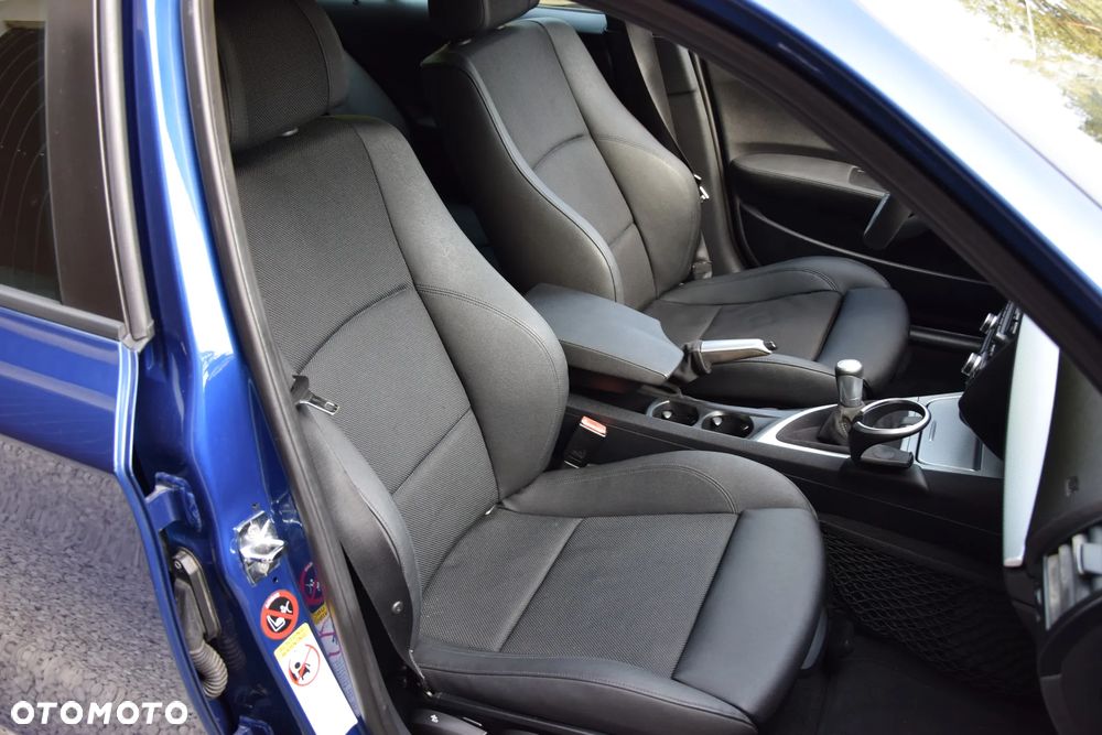 BMW Seria 1 118d - 22
