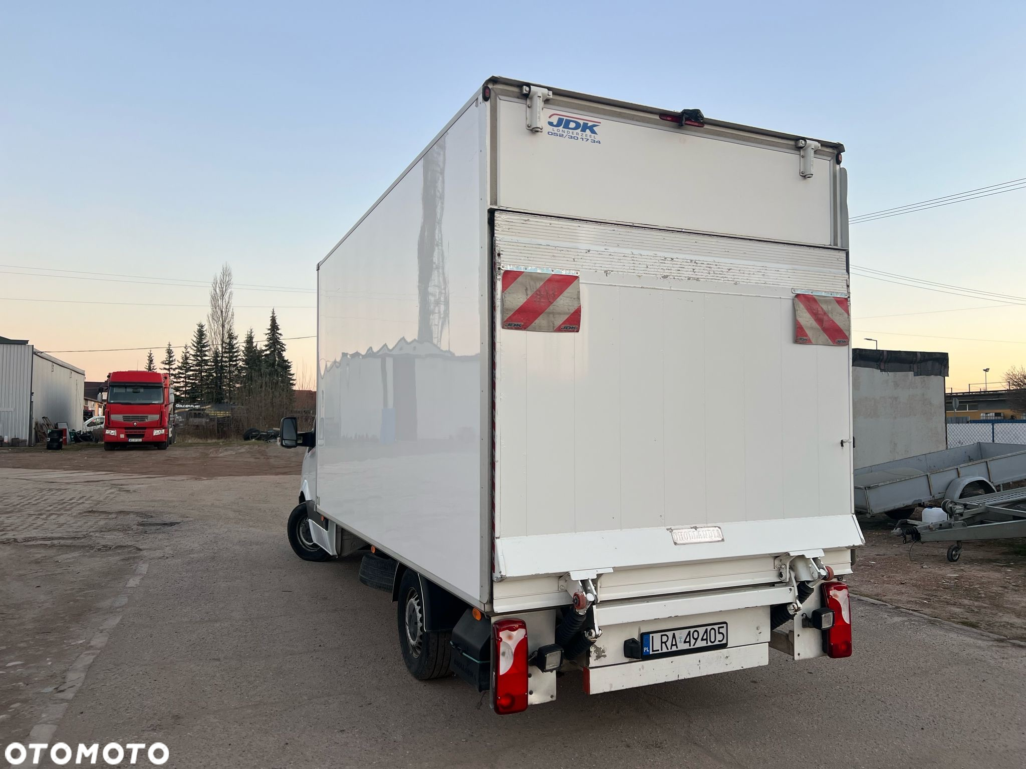 Mercedes-Benz Sprinter - 22