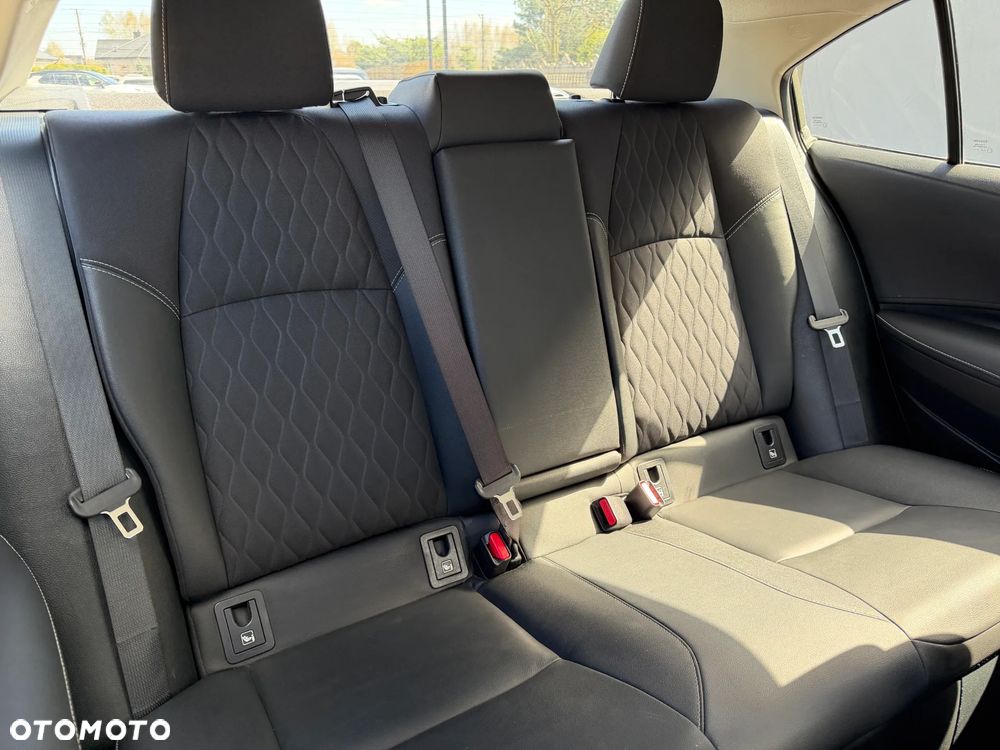 Toyota Corolla 1.8 Hybrid GPF Executive - 23