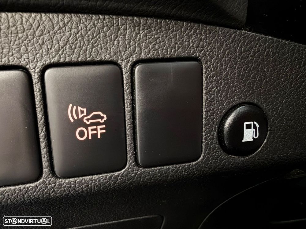 Mitsubishi Outlander 2.4 4WD Diamant - 23
