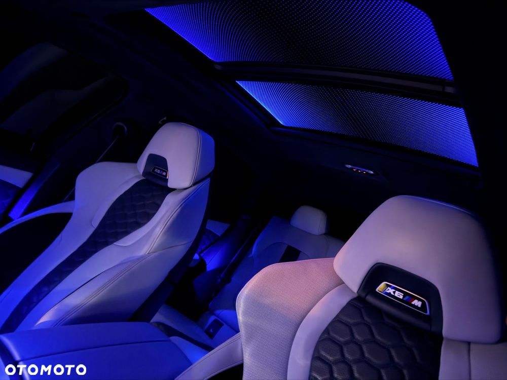 BMW X6M - 19