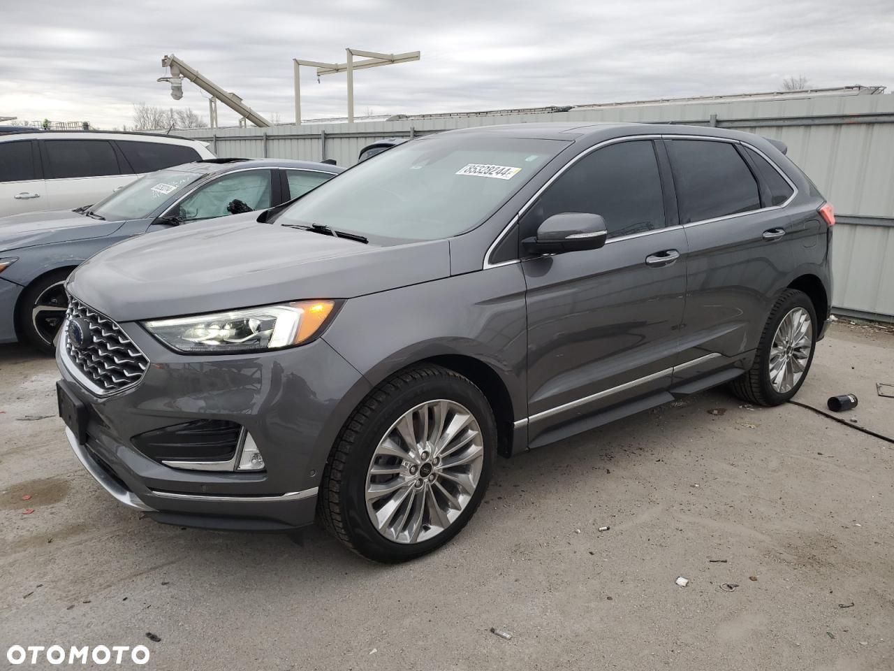 Ford Edge - 1
