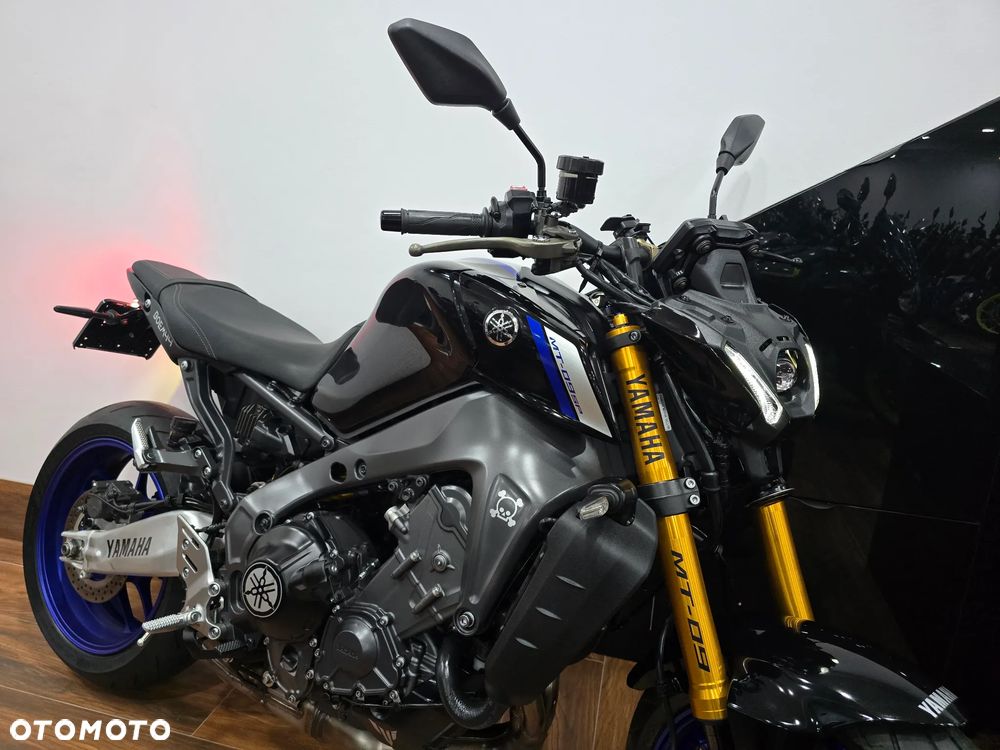 Yamaha MT - 33
