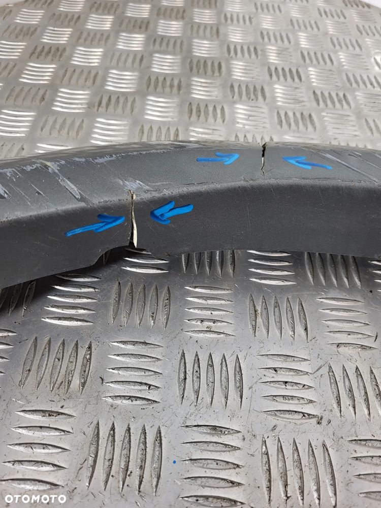 Mitsubishi L200 IV Listwa Błotnika Lewy Przód - 8