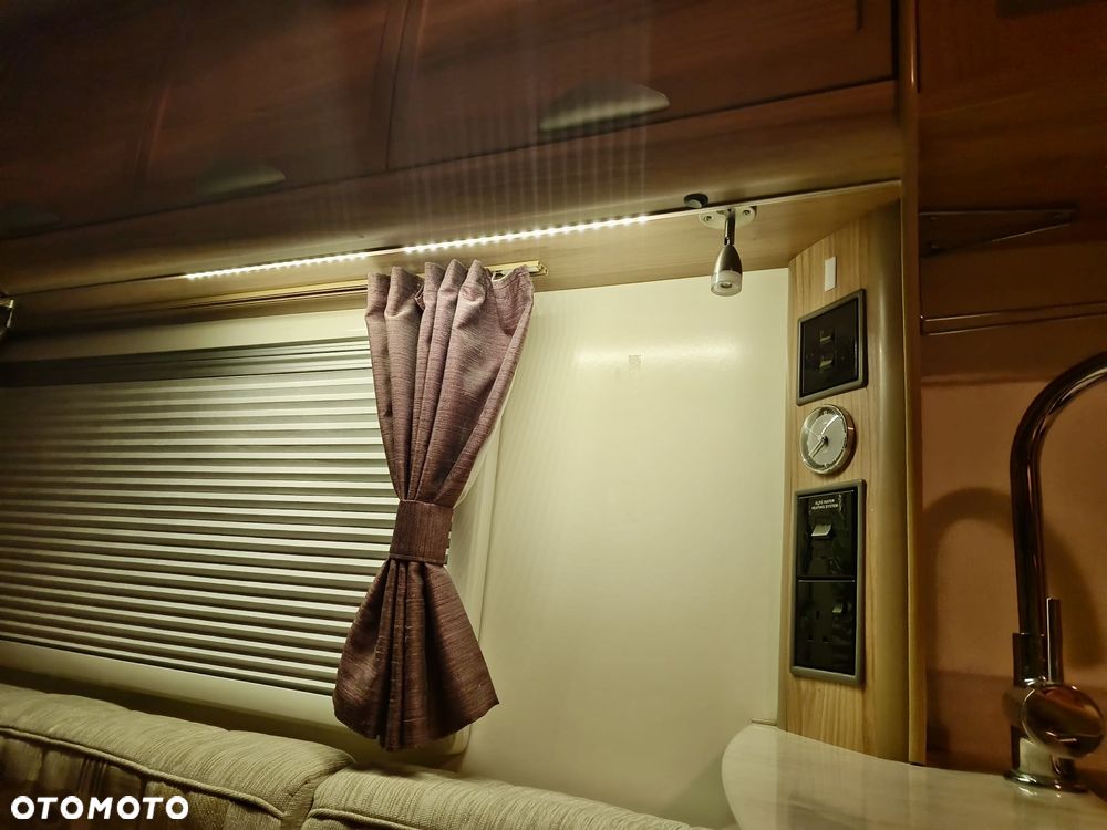 Bailey Unicorn Seville - 29