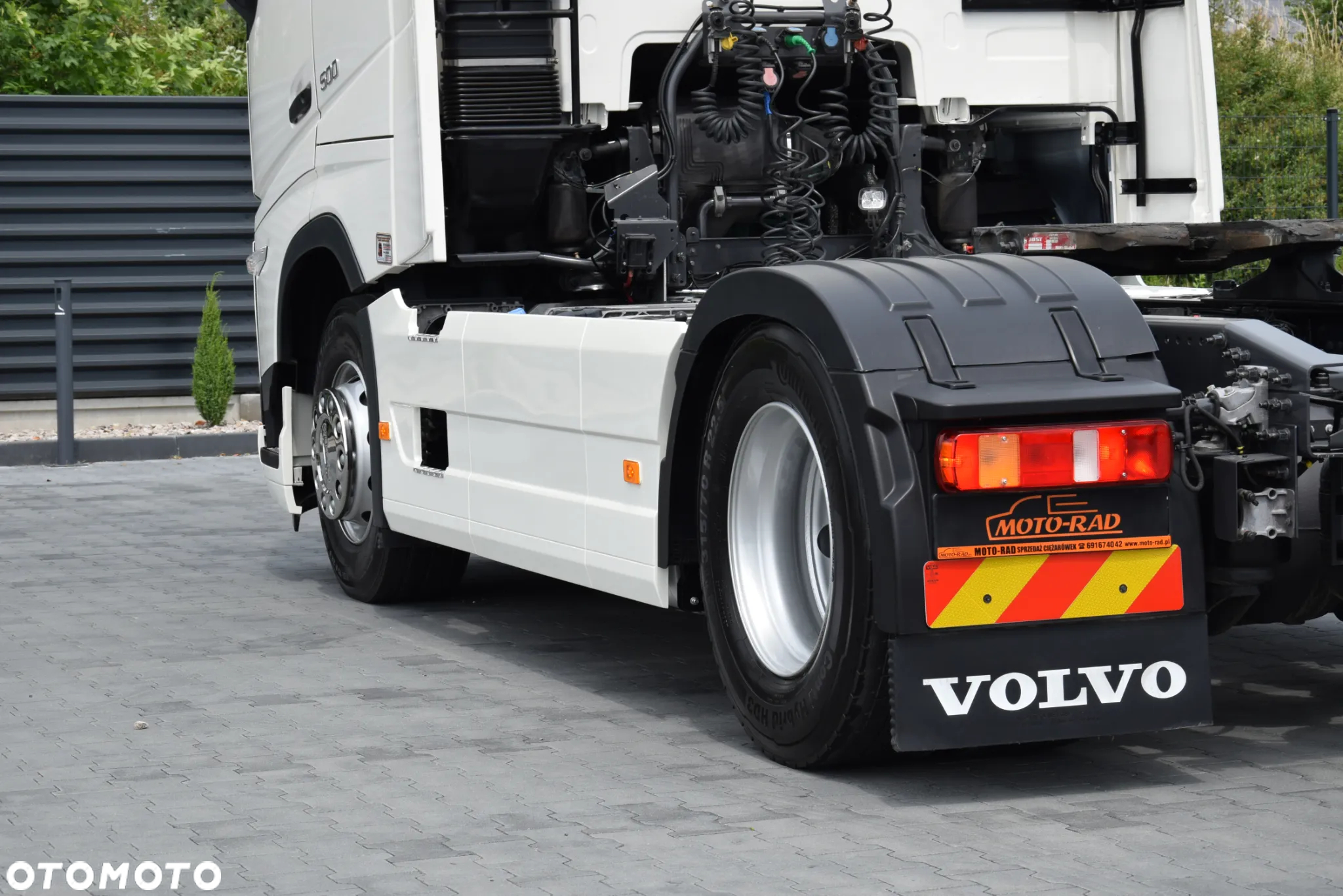 Volvo FH500 / EURO 6 / NOWY MODEL / KLIMATYZACJA POSTOJOWA / ACC / LEDY / 2 ZBIORNIKI / FULL SPILERY / 2023 / NISKI PRZEBIEG / SERWISOWANY / SPROWADZONY - 12