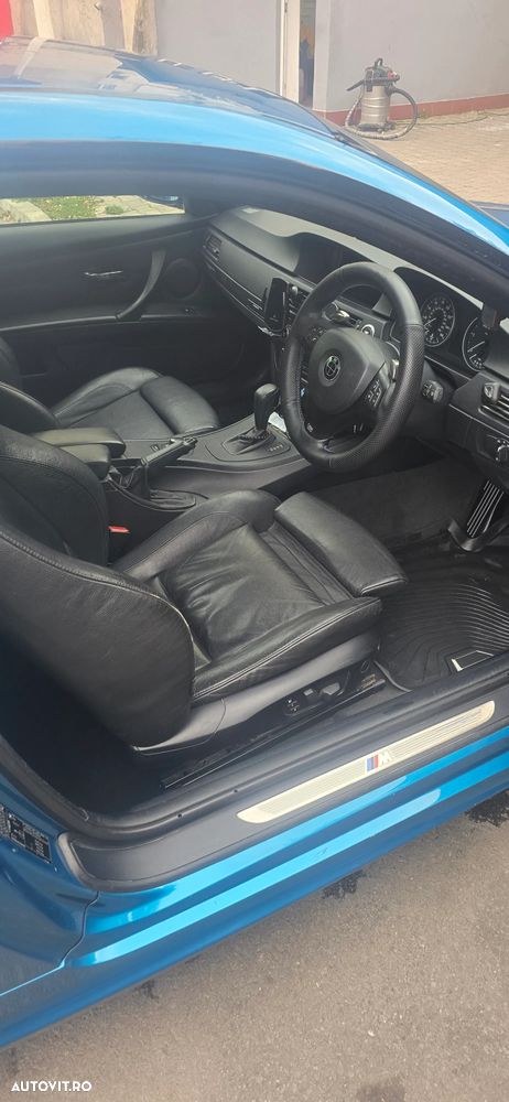 BMW Seria 3 330d Coupe Aut. - 6