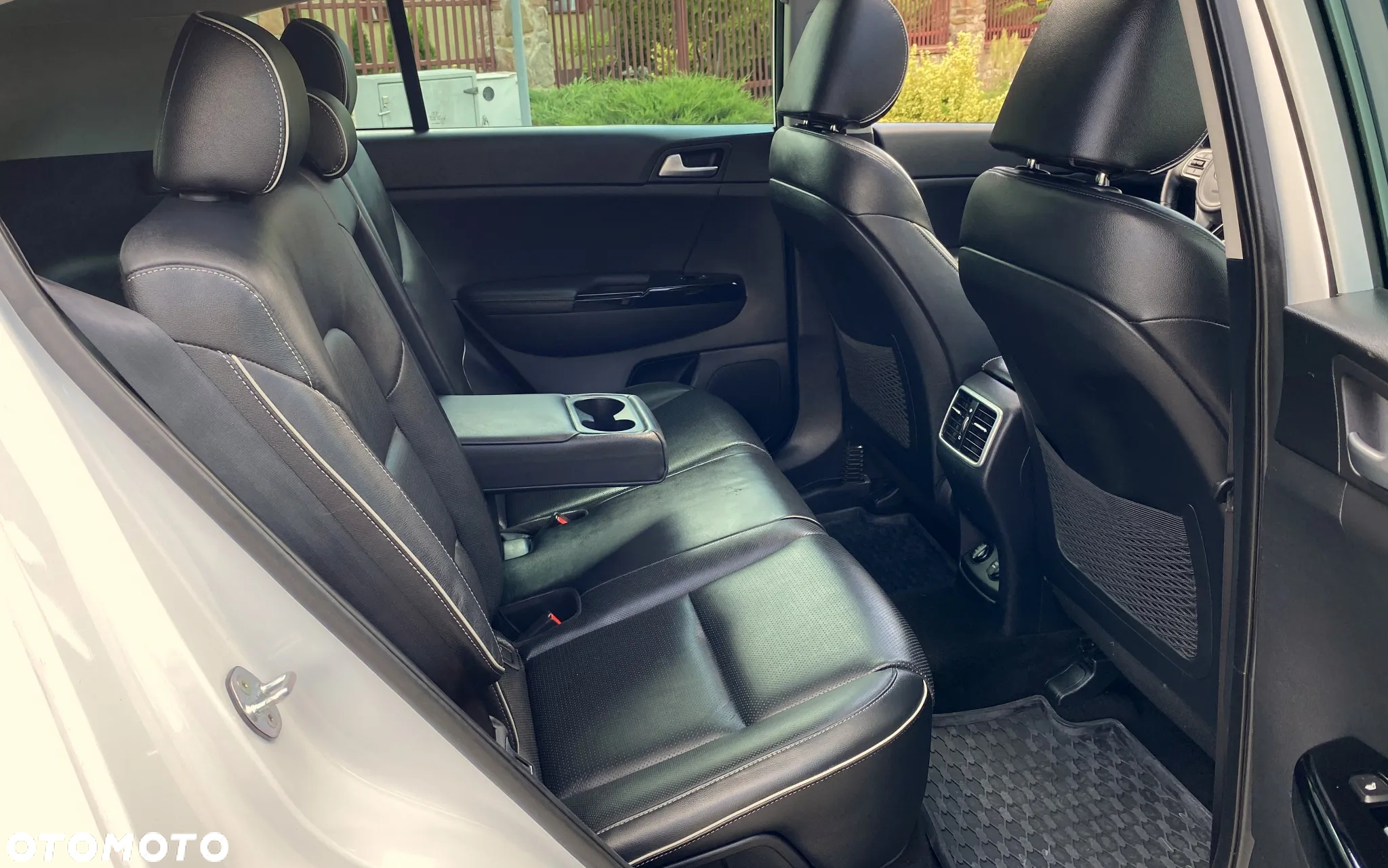 Kia Sportage 2,0 CRDI AWD GT Line - 22