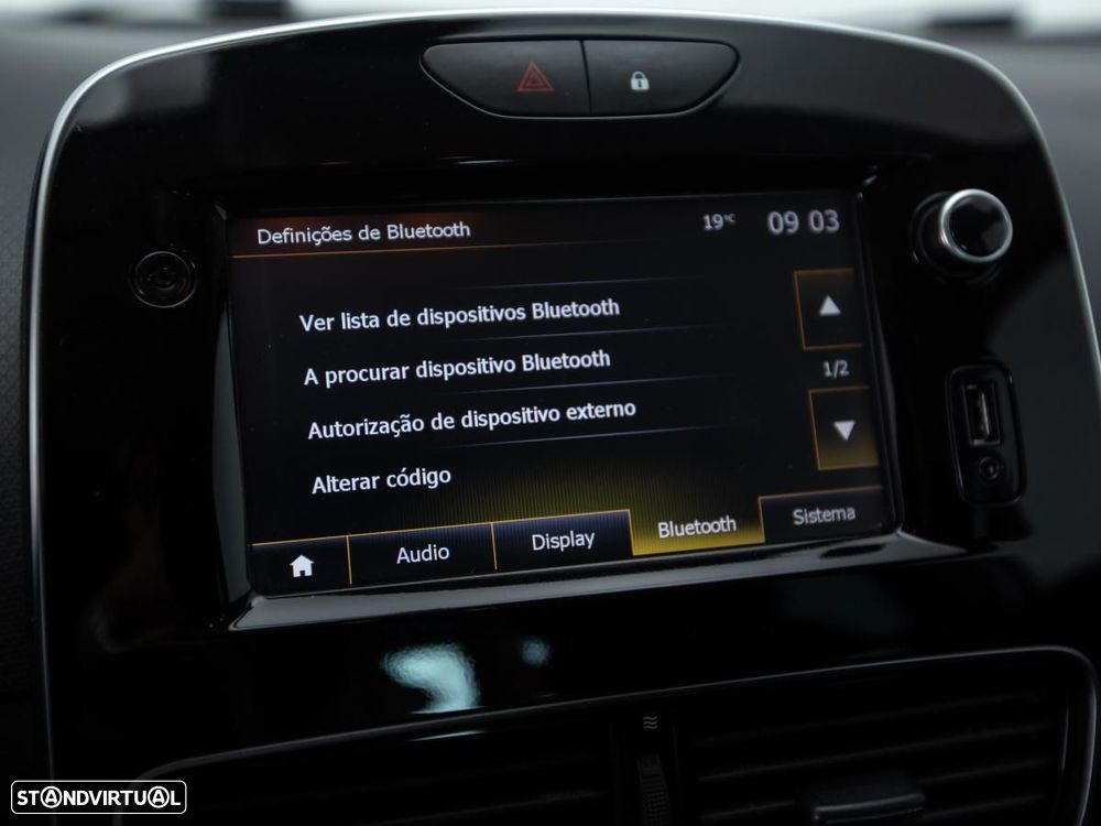 Renault Clio - 19