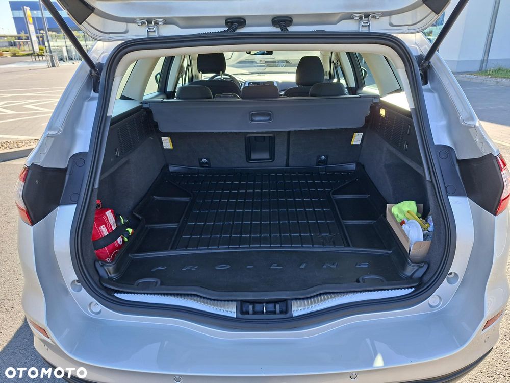 Ford Mondeo - 14
