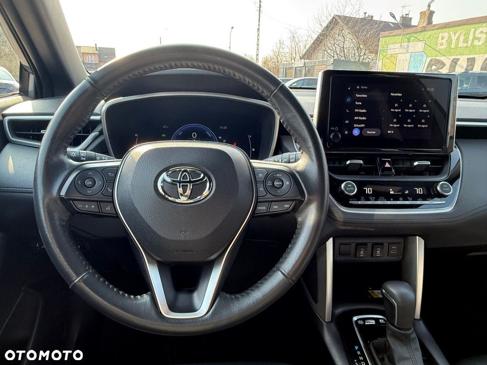 Toyota Corolla Cross - 19