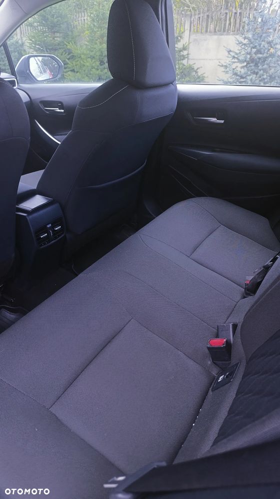 Toyota Corolla 1.8 Hybrid Active - 10