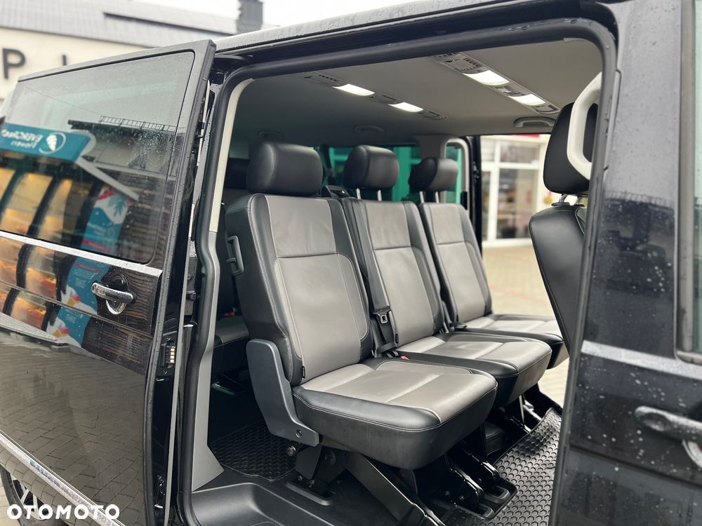 Volkswagen Caravelle - 24