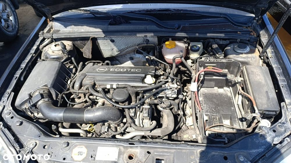 36299 Opel Signum model od 03-05 przedlift silnik 2.2 16V Z22YH 155 km skrzynia automat lakier Z20R - 10